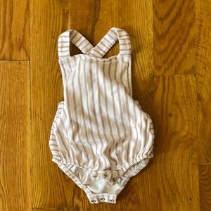 Pehr - baby romper pink stripes